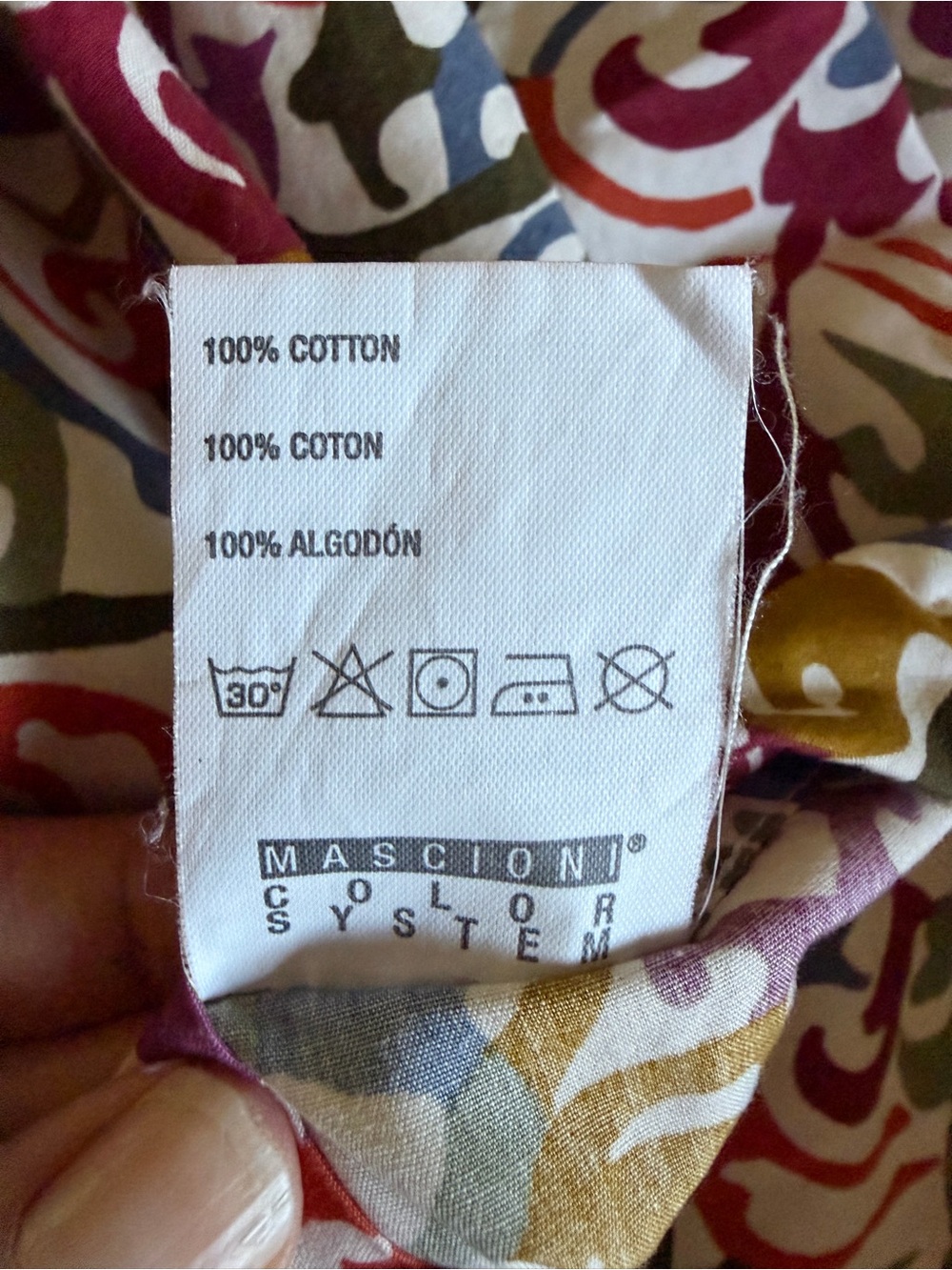 Crate & Barrel - Lucia Full/Queen Duvet Cover + 2 Shams — Jewel-Tone Medallion - Picture 8 of 10